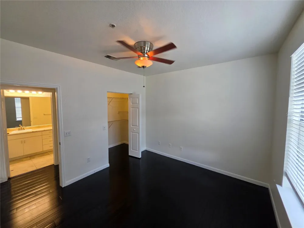 860 ORANGE AVENUE #213 Orlando, FL 32801