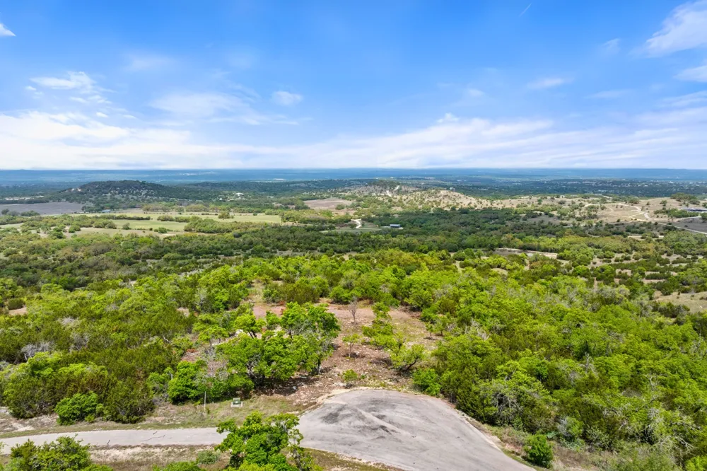408 Osage Way Johnson City, TX 78636