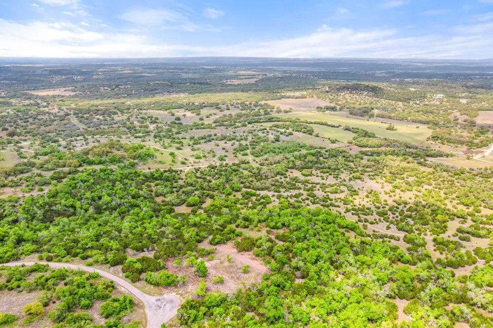 408 Osage Way Johnson City, TX 78636