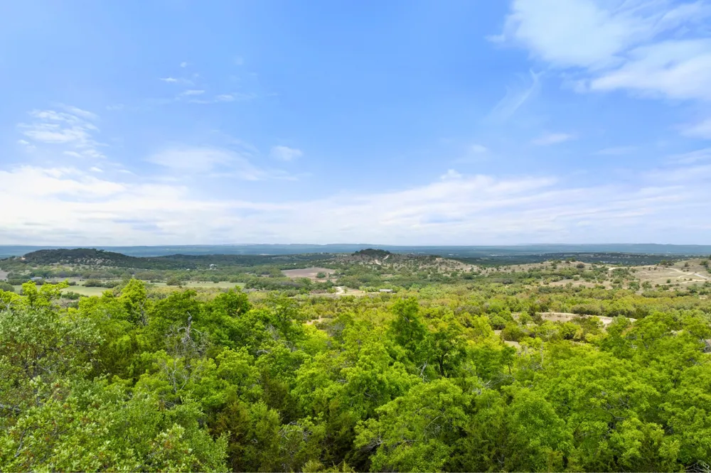 408 Osage Way Johnson City, TX 78636