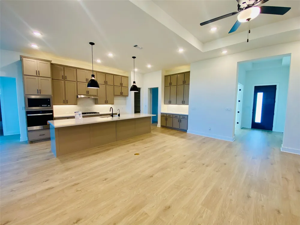 1129 Twisted Tarpley Lane Georgetown, TX 78628