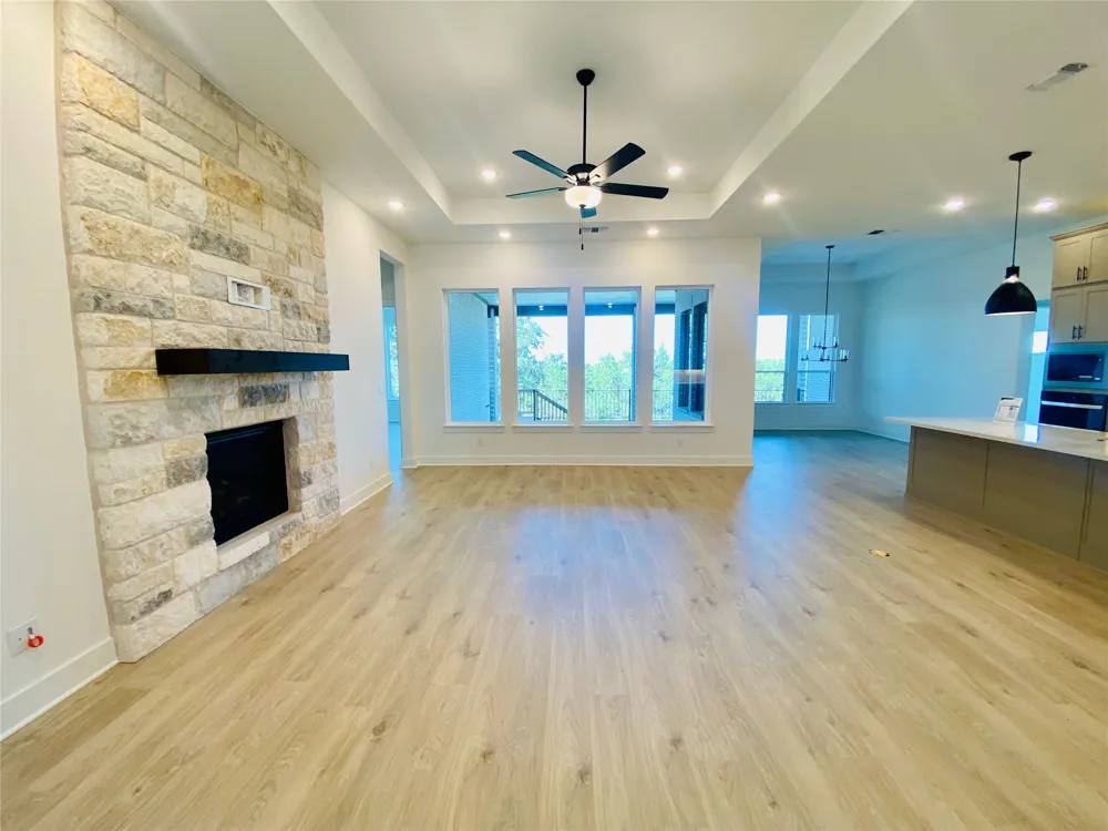 1129 Twisted Tarpley Lane Georgetown, TX 78628