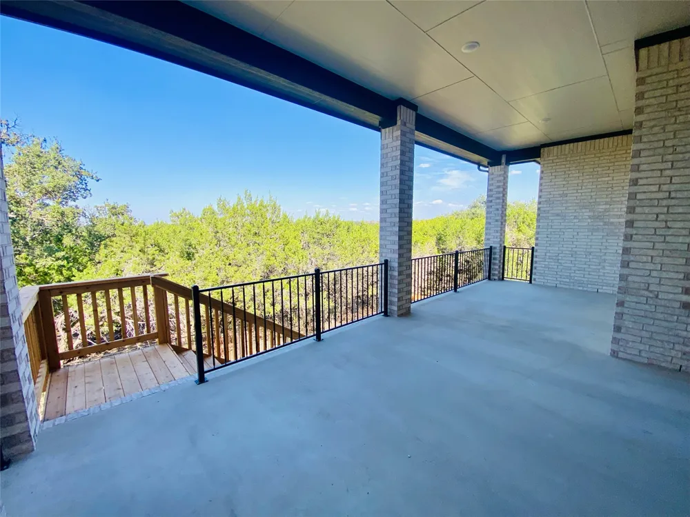 1129 Twisted Tarpley Lane Georgetown, TX 78628