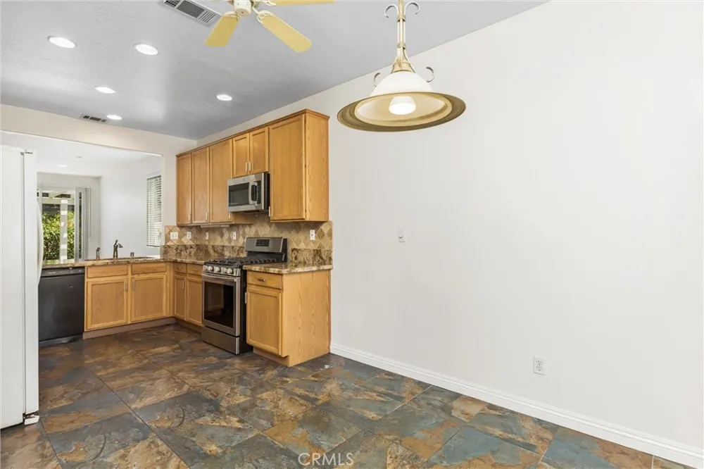 11733 Pactfield Yucaipa, CA 92399