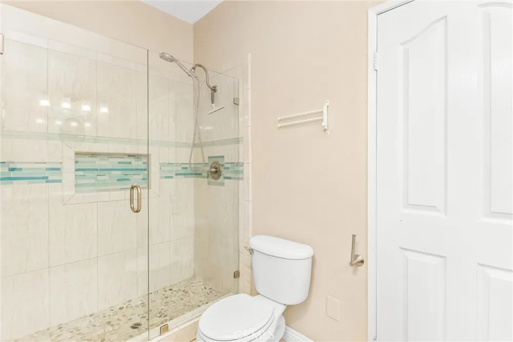 11733 Pactfield Yucaipa, CA 92399