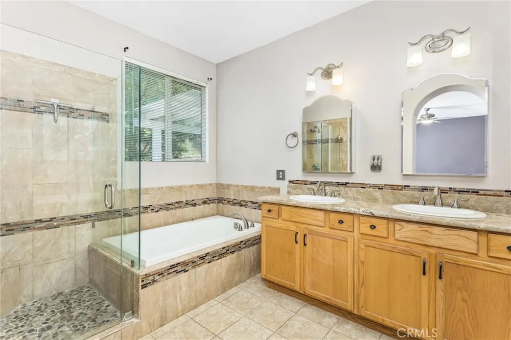 11733 Pactfield Yucaipa, CA 92399