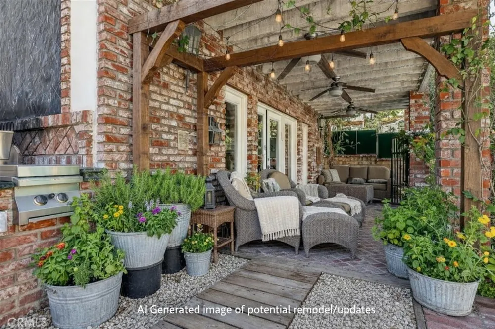 18423 Linnet Tarzana, CA 91356