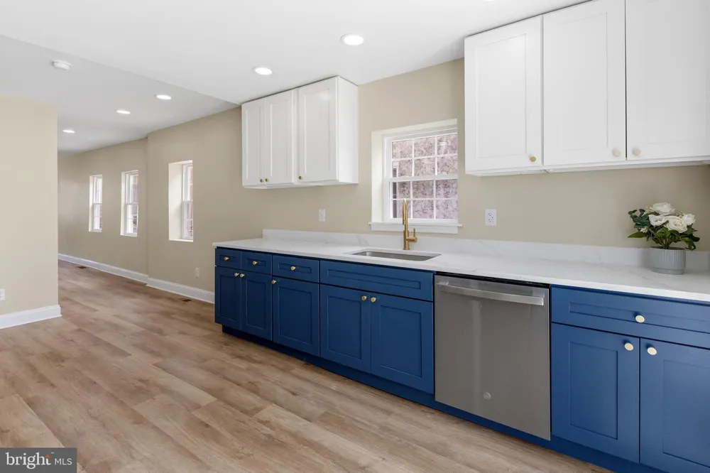 4627 EDGEMONT STREET Philadelphia, PA 19137
