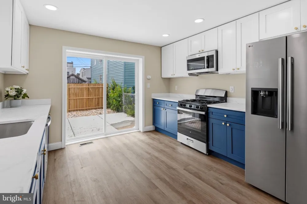 4627 EDGEMONT STREET Philadelphia, PA 19137