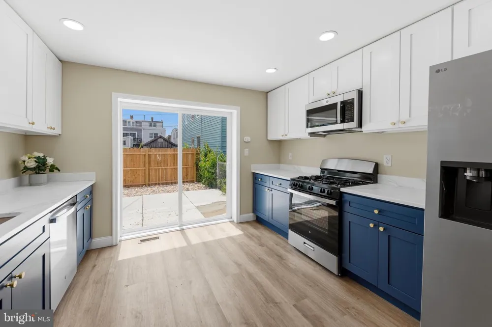 4627 EDGEMONT STREET Philadelphia, PA 19137