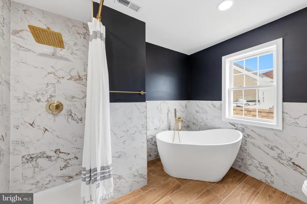 4627 EDGEMONT STREET Philadelphia, PA 19137