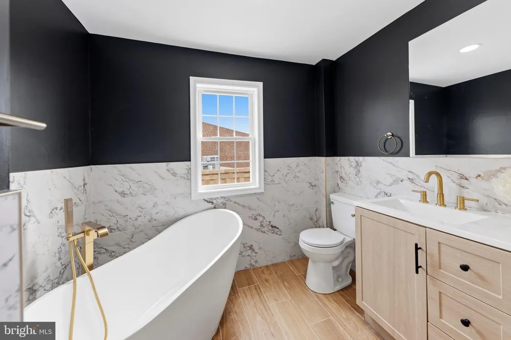 4627 EDGEMONT STREET Philadelphia, PA 19137