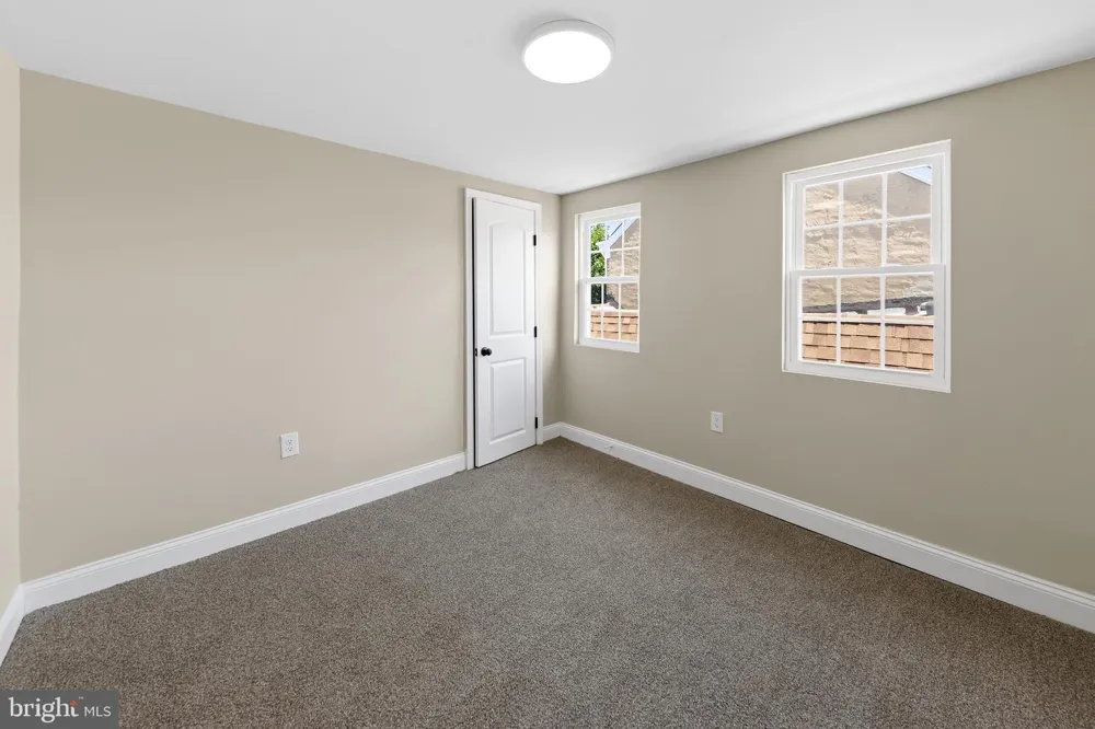 4627 EDGEMONT STREET Philadelphia, PA 19137