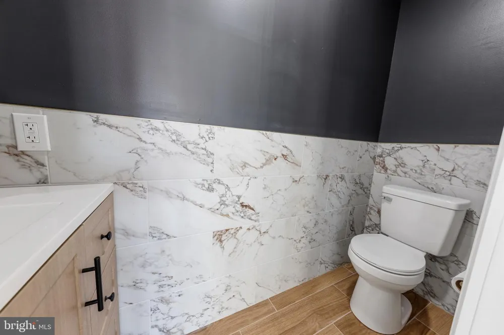 4627 EDGEMONT STREET Philadelphia, PA 19137