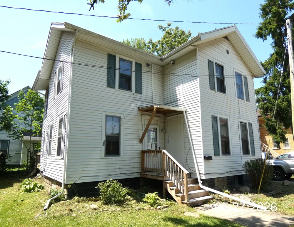 814 Central Place Kalamazoo, MI 49008
