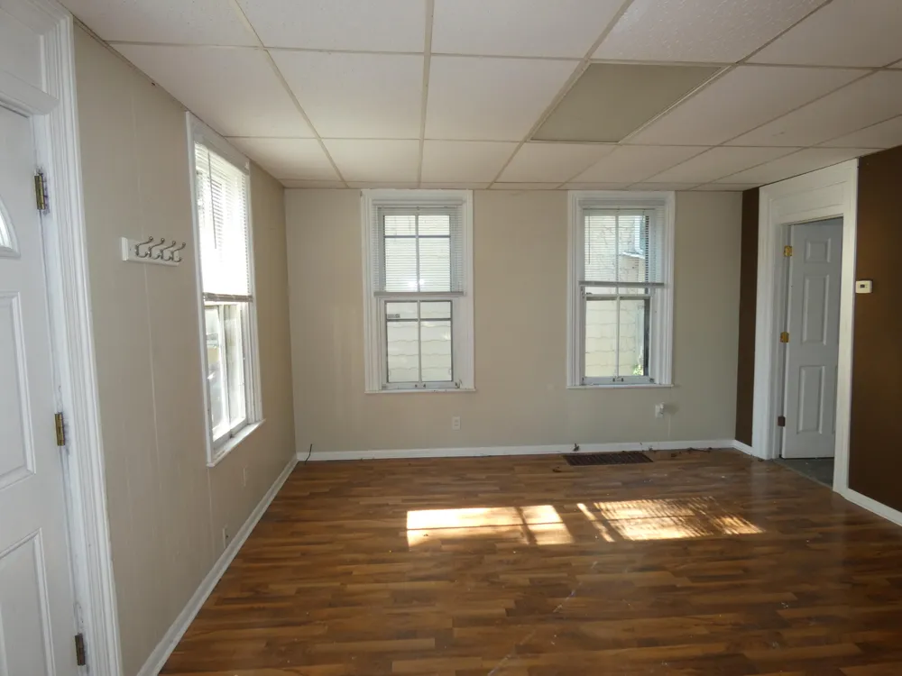 814 Central Place Kalamazoo, MI 49008