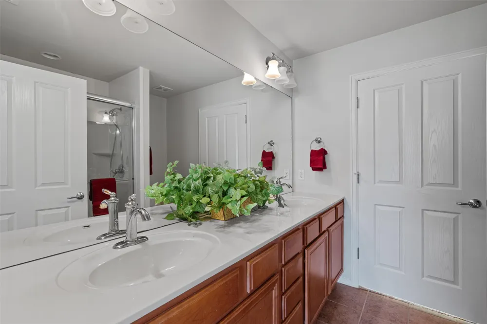 215 Salt Creek Lane Georgetown, TX 78633