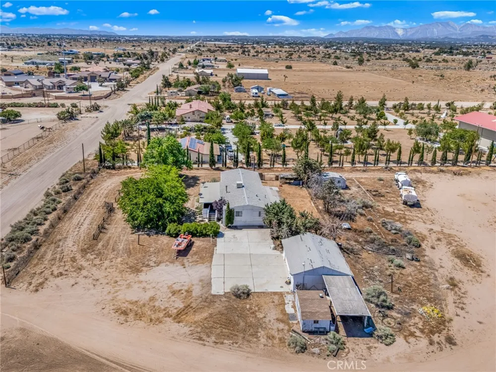 10164 White Phelan, CA 92371