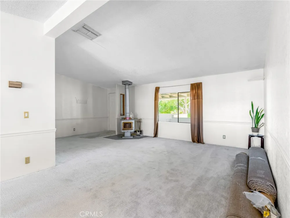10164 White Phelan, CA 92371