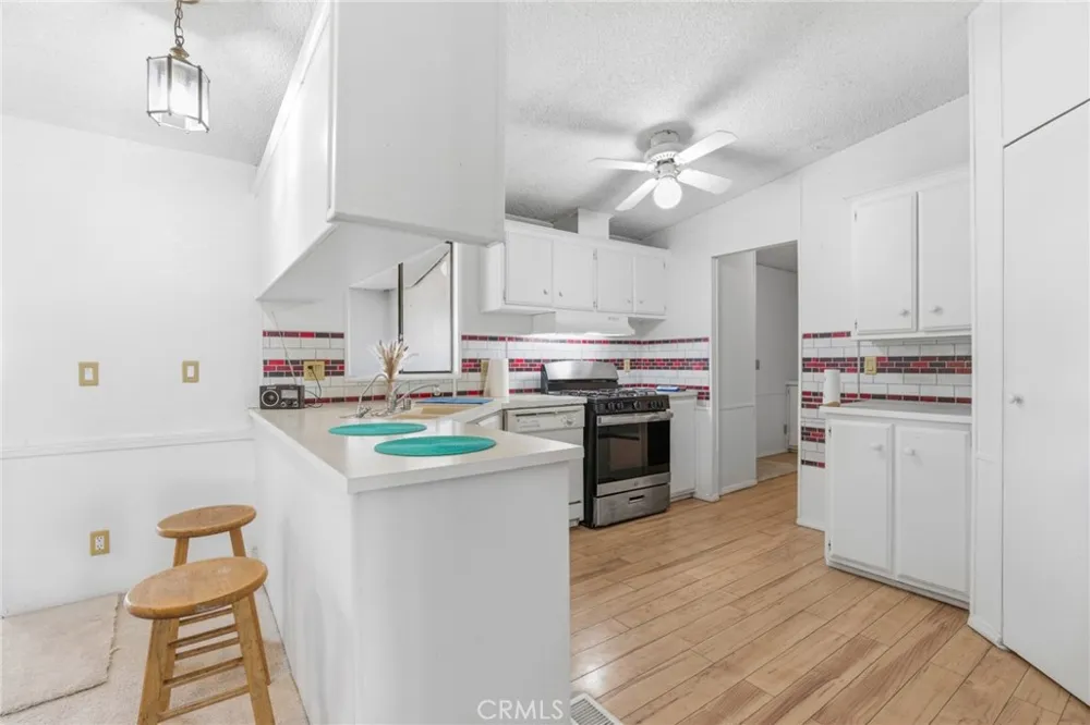 10164 White Phelan, CA 92371