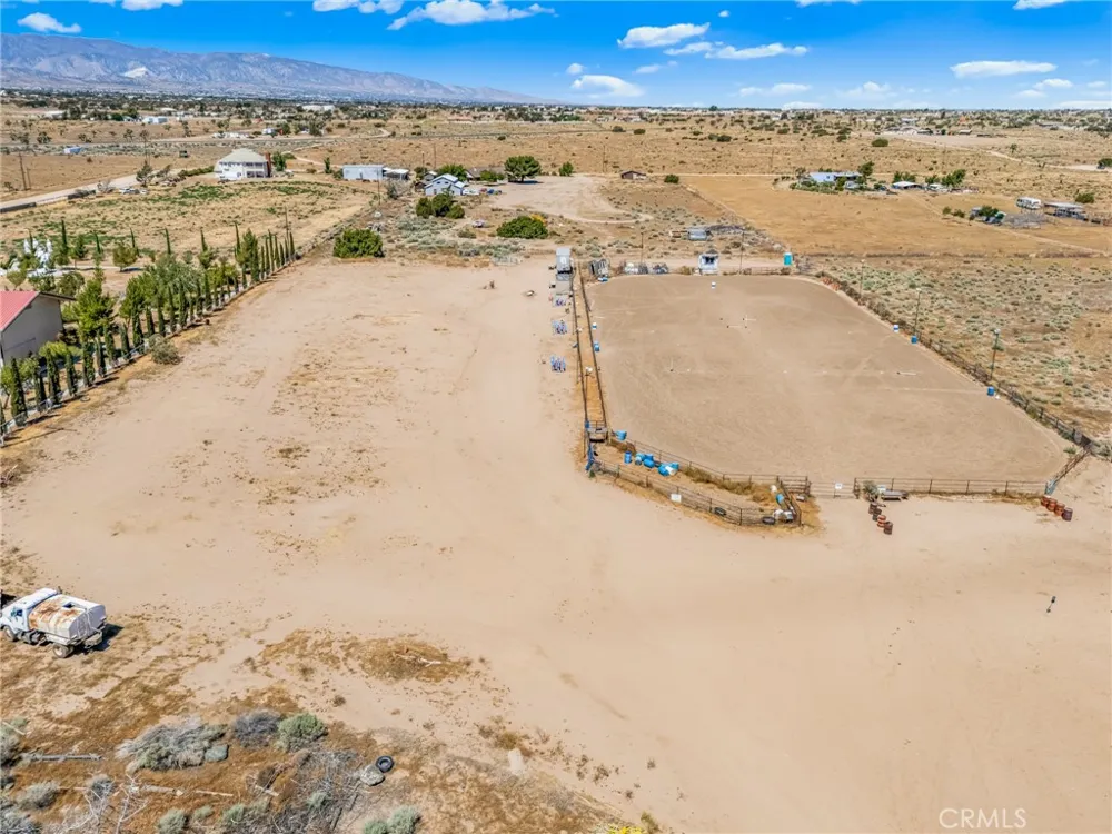 10164 White Phelan, CA 92371