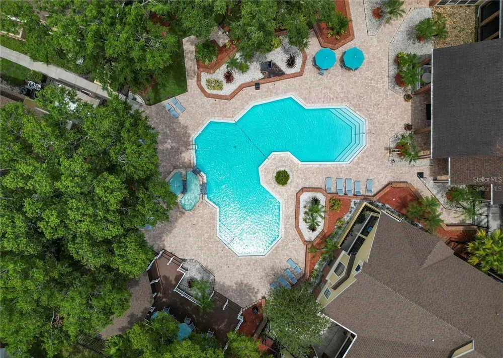 8625 MALLARD RESERVE DRIVE #101 Tampa, FL 33614