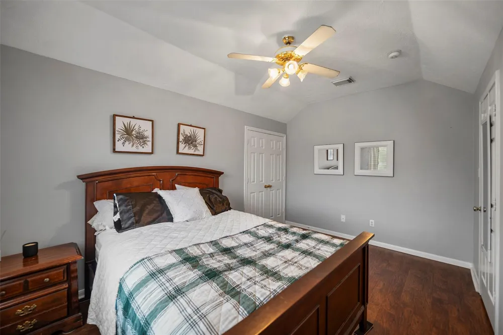 11910 Susie Court Pinehurst, TX 77362