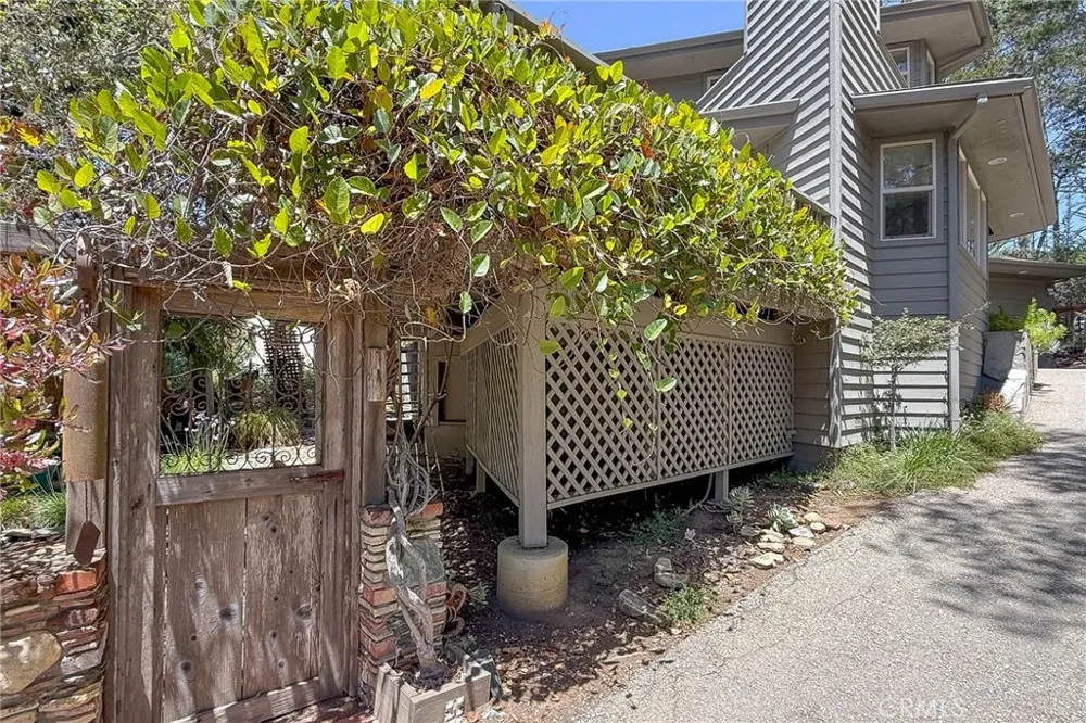 1970 Tweed Avenue Cambria, CA 93428