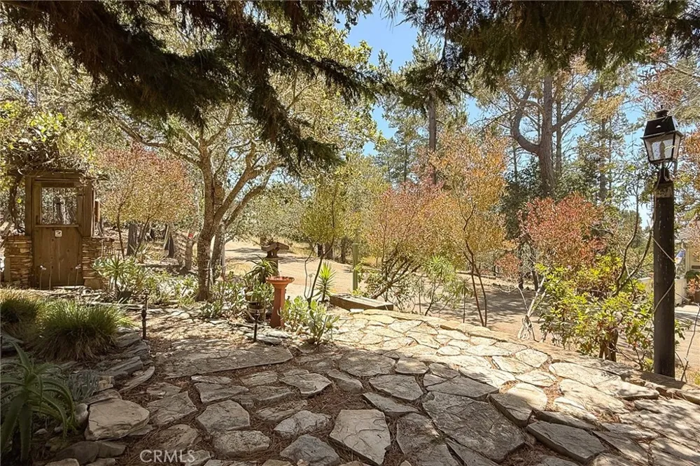 1970 Tweed Avenue Cambria, CA 93428