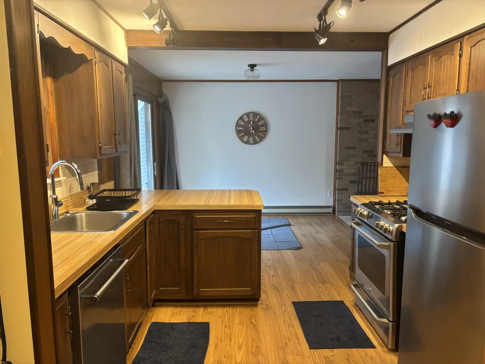 11983 Middle Beach Road Naubinway, MI 49762