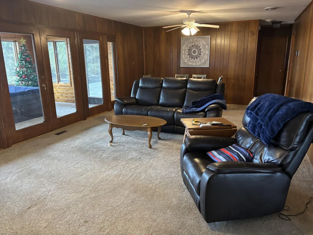 11983 Middle Beach Road Naubinway, MI 49762