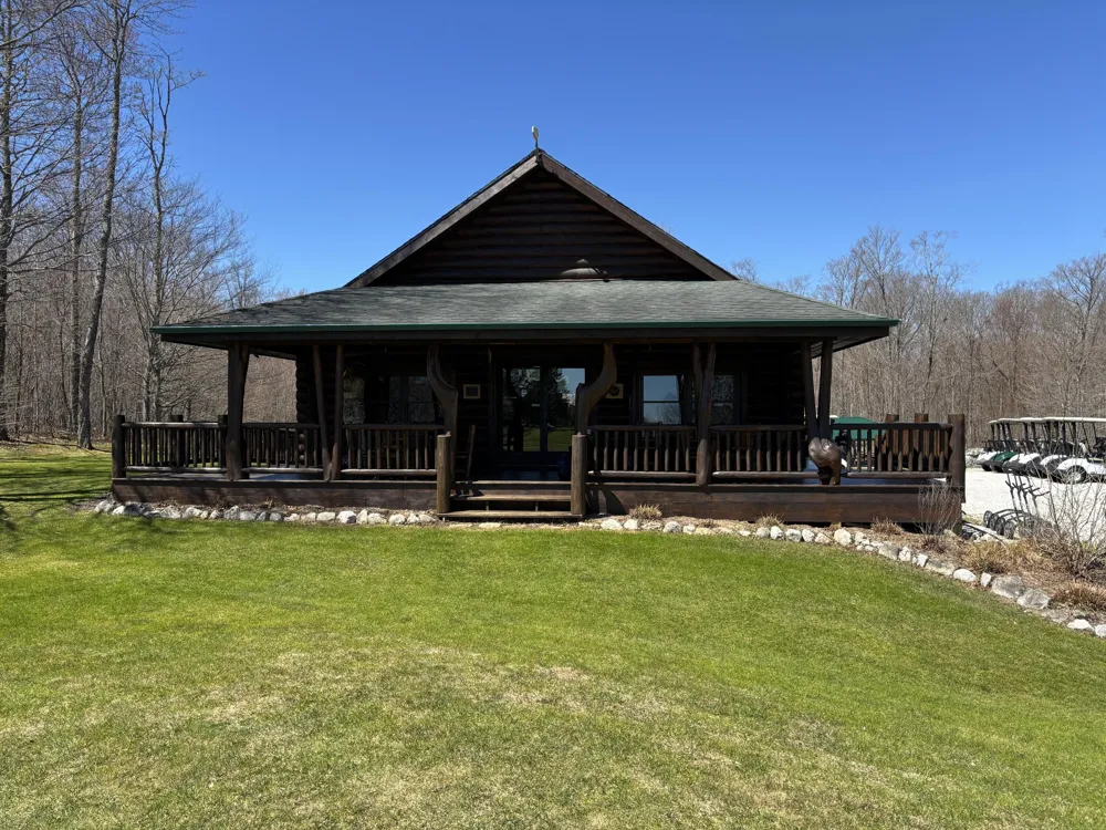 11983 Middle Beach Road Naubinway, MI 49762