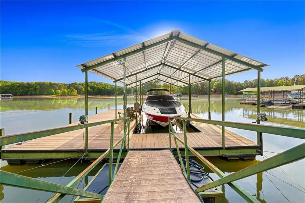 18 Water Course Way Martin, GA 30557