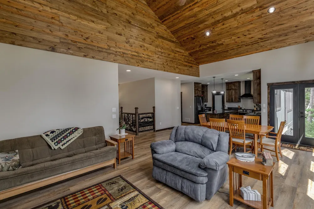 1090 Rainy Lake Drive NW Backus, MN 56435