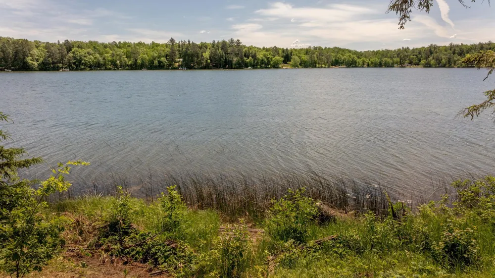 1090 Rainy Lake Drive NW Backus, MN 56435