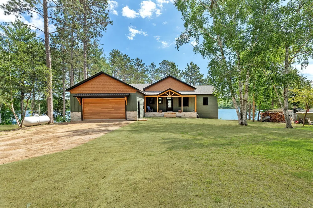 1090 Rainy Lake Drive NW Backus, MN 56435
