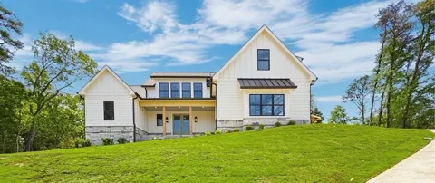 141 Palisade Drive
