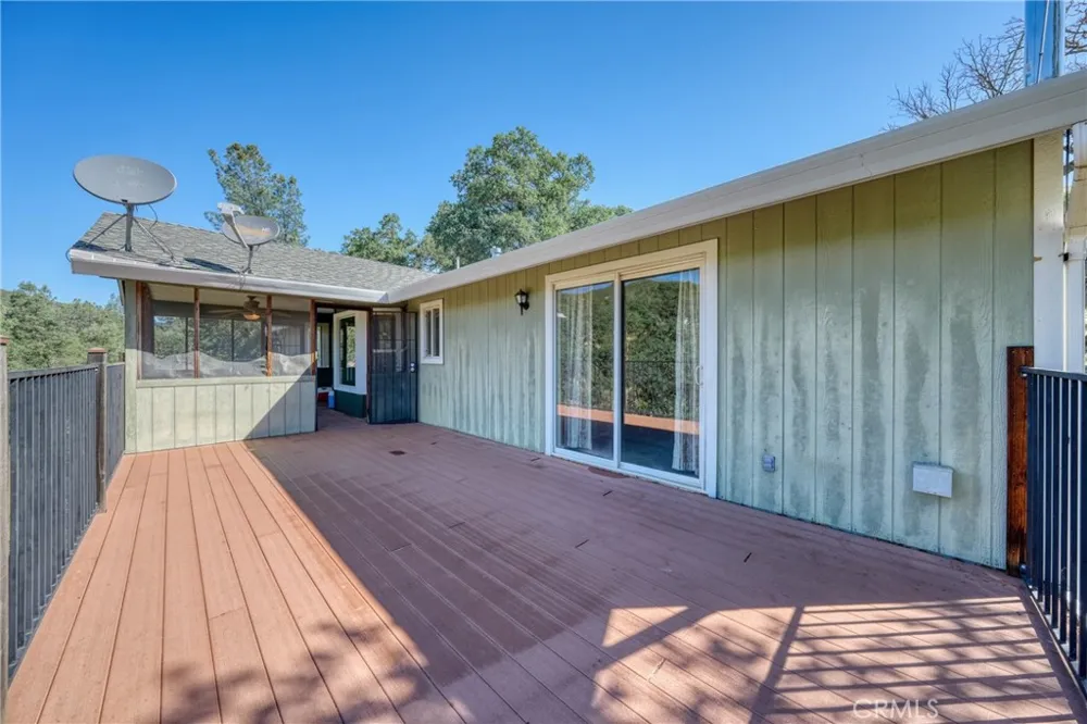 3409 Wolf Creek Clearlake Oaks, CA 95423