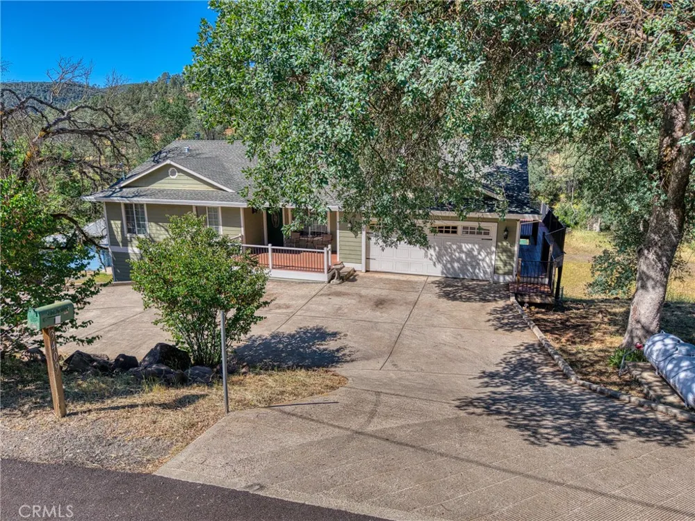 3409 Wolf Creek Clearlake Oaks, CA 95423