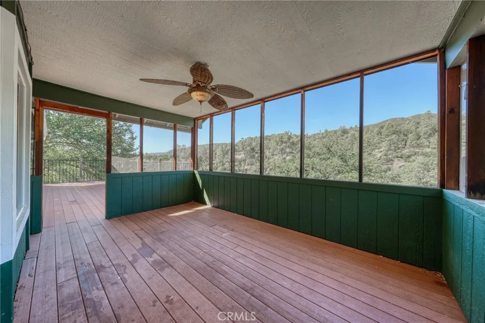 3409 Wolf Creek Clearlake Oaks, CA 95423