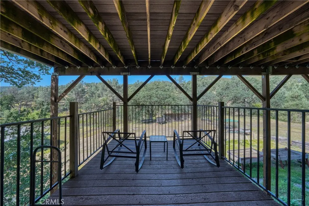 3409 Wolf Creek Clearlake Oaks, CA 95423