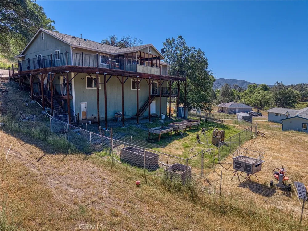 3409 Wolf Creek Clearlake Oaks, CA 95423