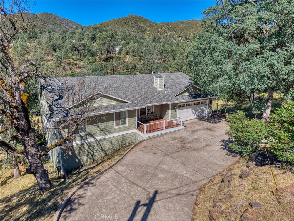 3409 Wolf Creek Clearlake Oaks, CA 95423