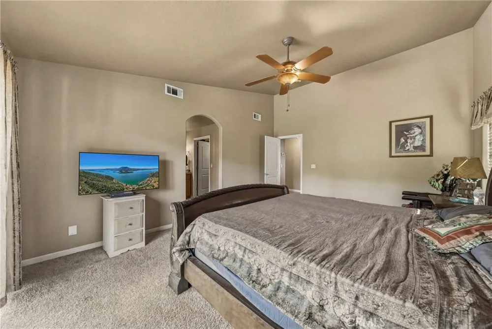 3409 Wolf Creek Clearlake Oaks, CA 95423