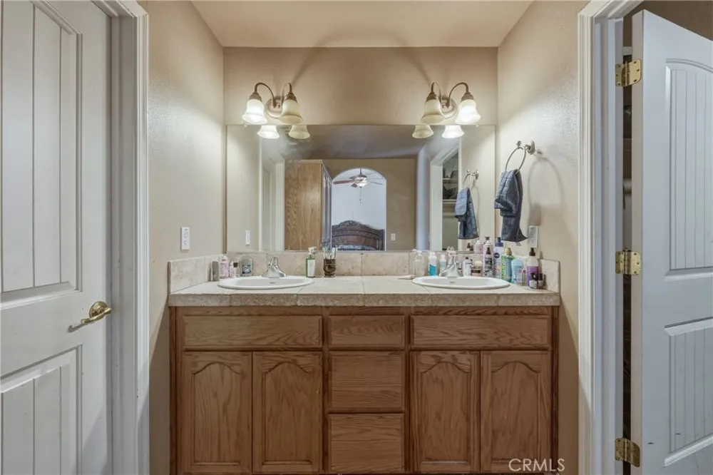 3409 Wolf Creek Clearlake Oaks, CA 95423