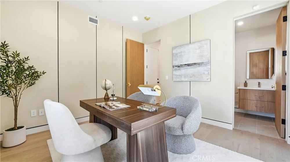 813 Genesee Avenue Los Angeles, CA 90046