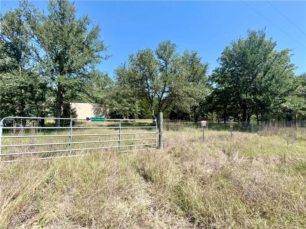 545 Cranberry Road Somerville, TX 77879