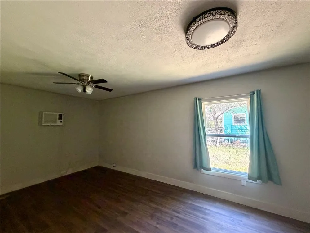 545 Cranberry Road Somerville, TX 77879