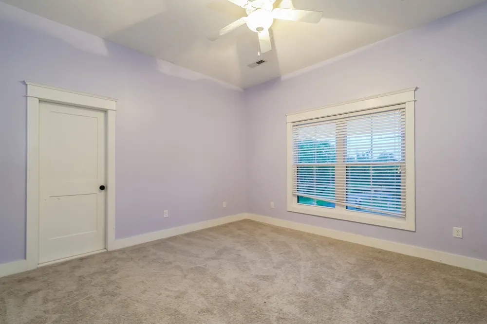 521 Autumnstone Ln Bowling Green, KY 42103