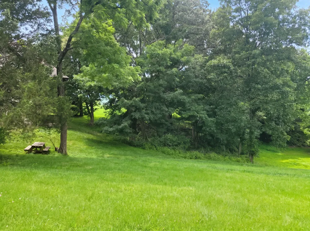 521 Autumnstone Ln Bowling Green, KY 42103